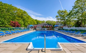 Outdoor Pool Rhumb Line Resort